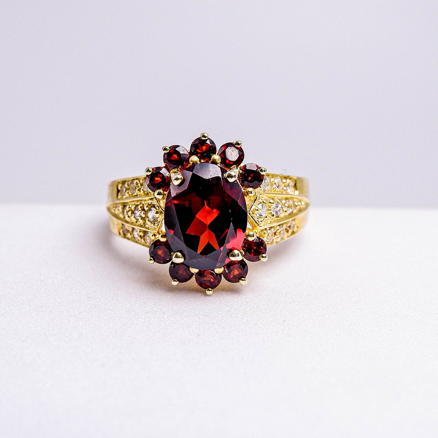แหวนเงินแท้ 925 ฝังพลอย โกเมน (Garnet) + เซอร์คอน (Zircon)