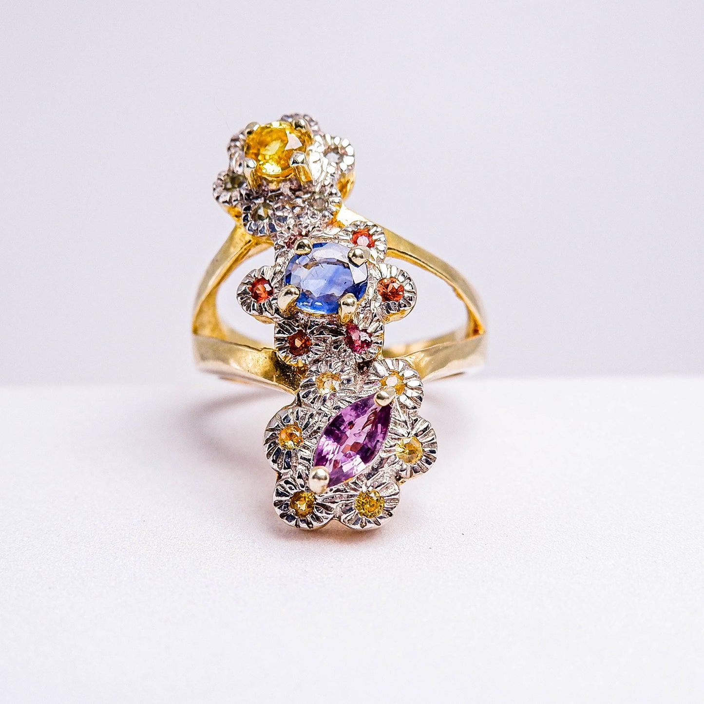 แหวนเงินแท้ 925 ฝังพลอย ทับทิมไทย(Siam Ruby)+ไพลิน(Blue Sapphire)+บุษราคัม(Yellow Sapphire)+แฟนซีแซฟไฟร์(Fancy Sapphire)