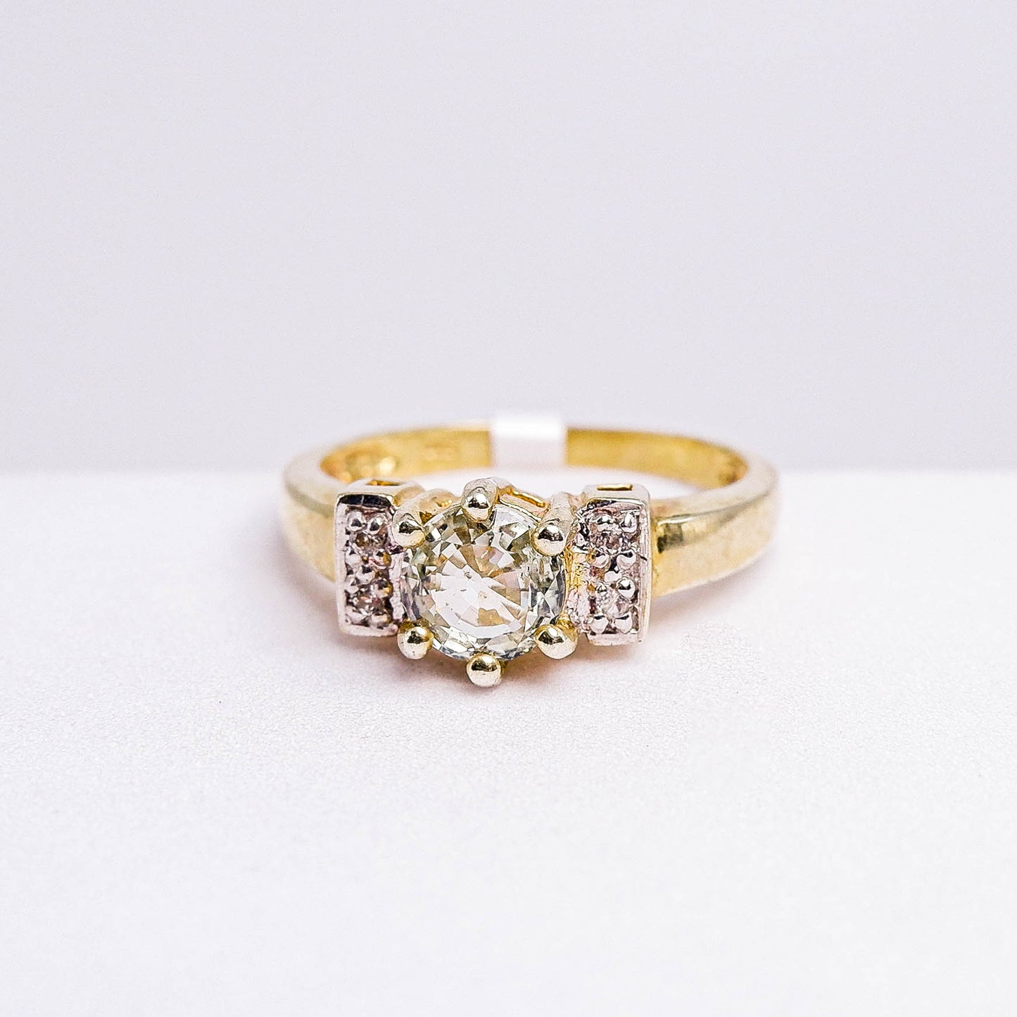 แหวนเงินแท้ 925 ฝังพลอย แซฟไฟร์ศรีลังกา (ดิบ) (Ceylon Sapphire)(Unheated) + เซอร์คอน (Zircon)