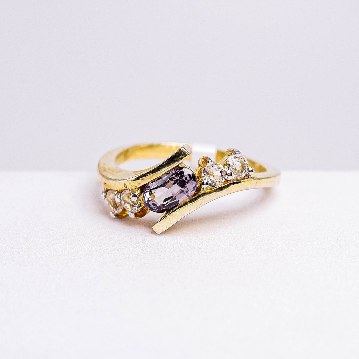 แหวนเงินแท้ 925 ฝังพลอย สปิเนล (Spinel) + ไวท์โทพาส (whitetopaz)