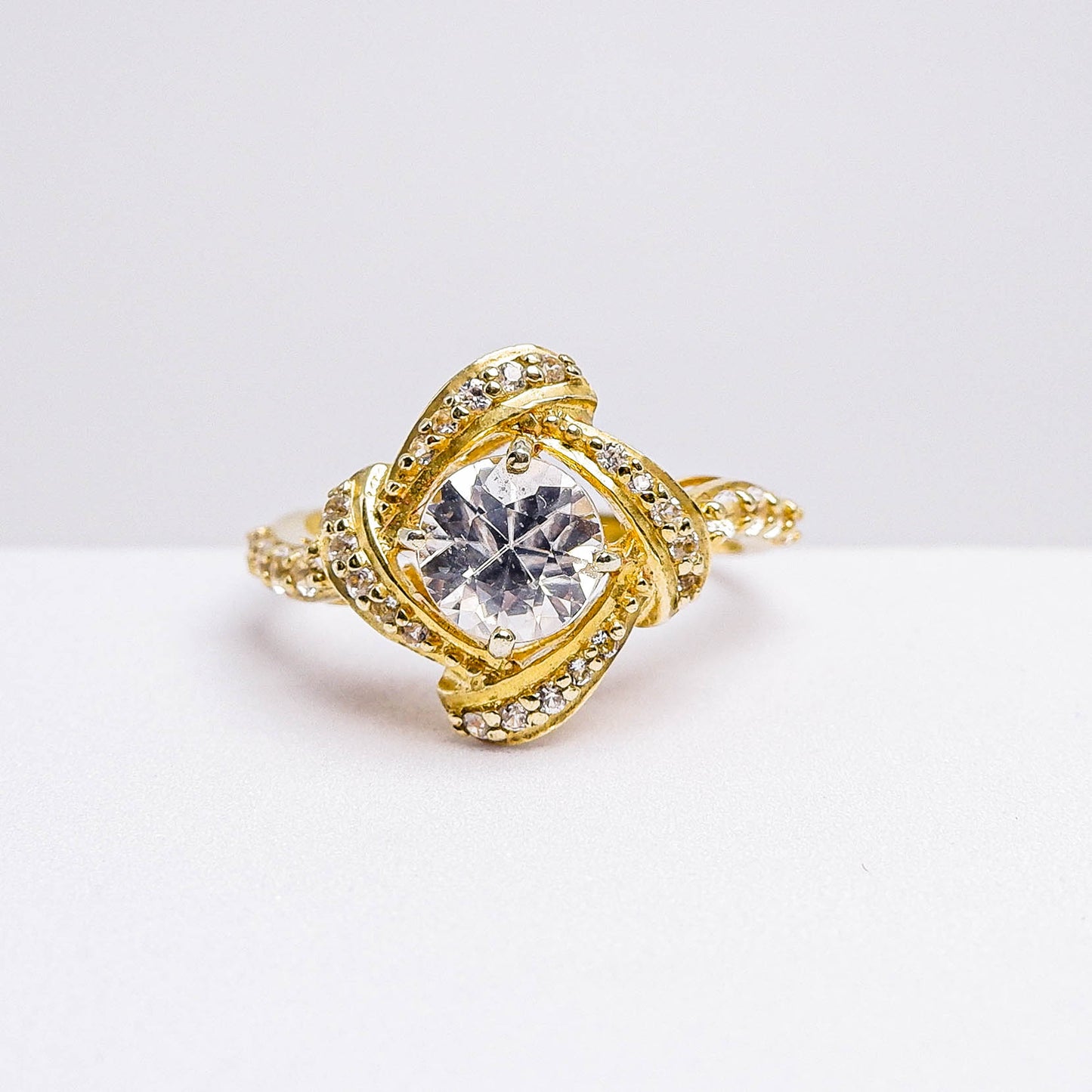 แหวนเงินแท้ 925 ฝังพลอย เพทายขาว (White Zircon) + ไวท์โทพาส (whitetopaz)