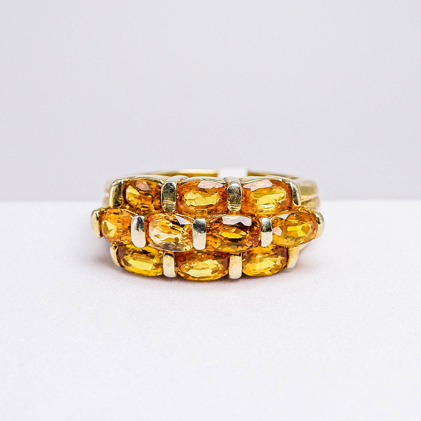 แหวนเงินแท้ 925 ฝังพลอย บุษราคัมบางกะจะ (Yellow Sapphire)