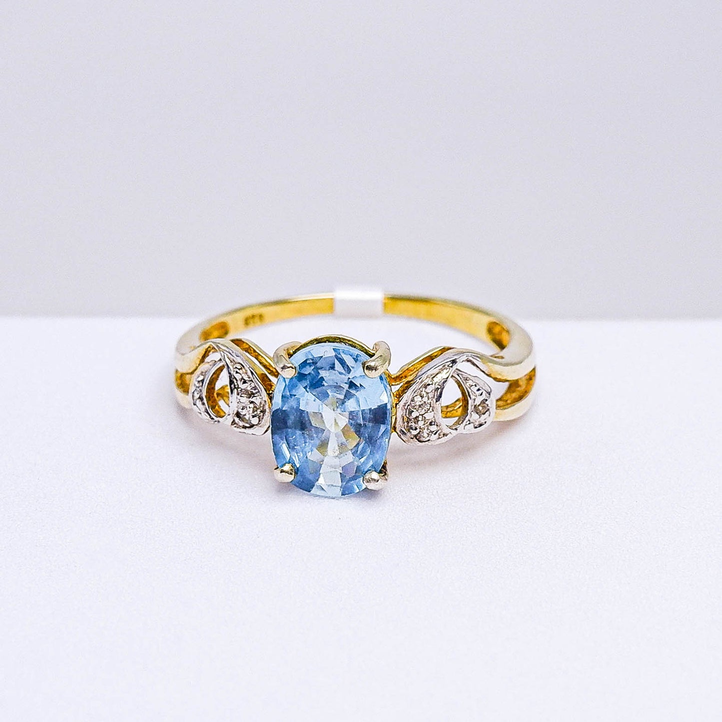 แหวนเงินแท้ 925 ฝังพลอย เพทายฟ้า (Blue Zircon) + เซอร์คอน (Zircon)