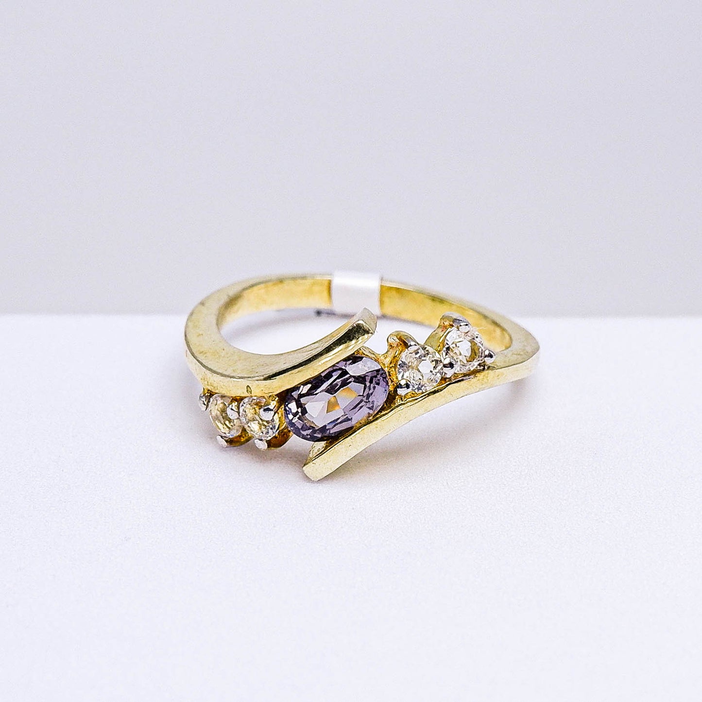 แหวนเงินแท้ 925 ฝังพลอย สปิเนล (Spinel) + ไวท์โทพาส (whitetopaz)