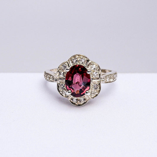 แหวนเงินแท้ 925 ฝังพลอย โรโดไลท์ (Rhodolite) + ไวท์โทพาส (whitetopaz)