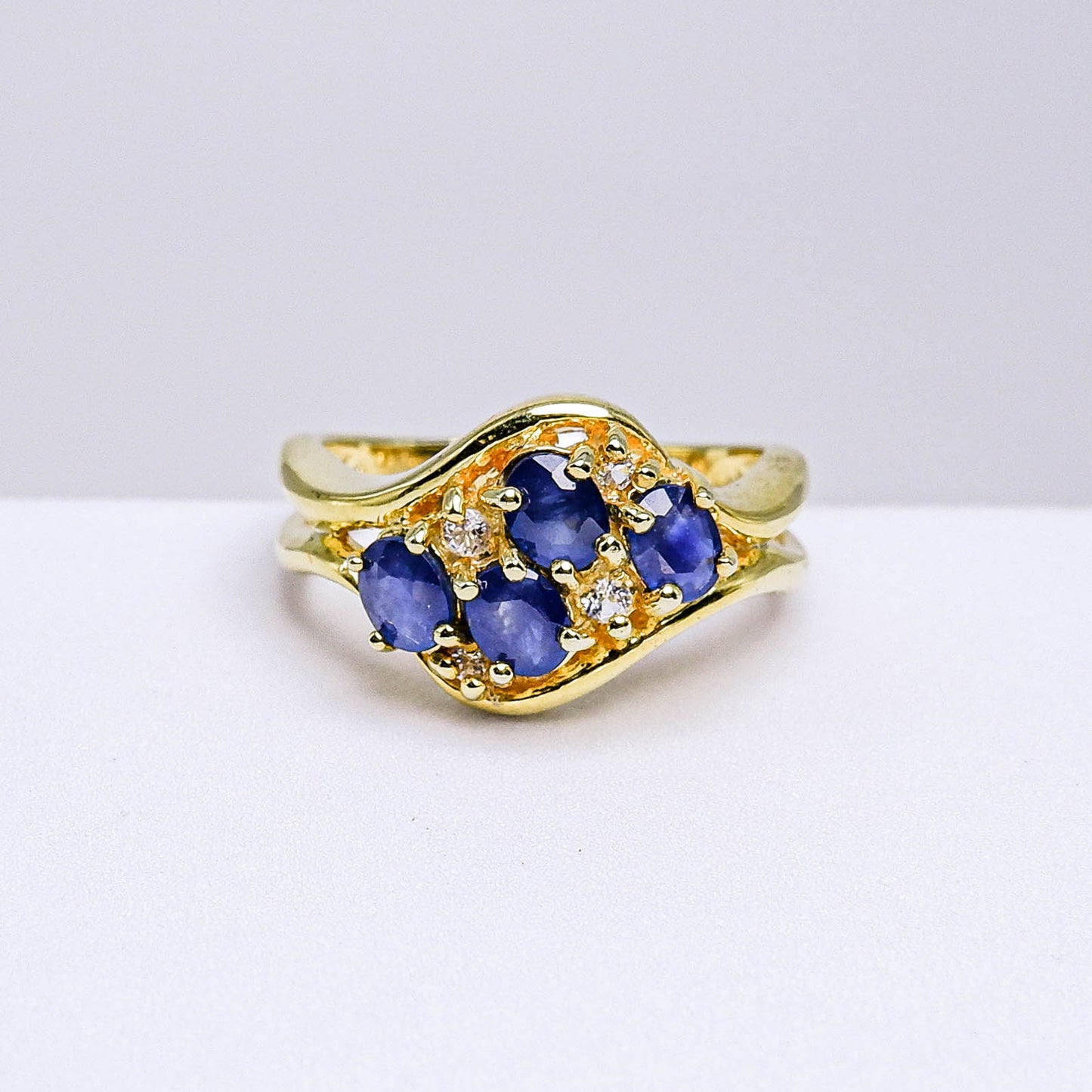 แหวนเงินแท้ 925 ฝังพลอย ไพลิน (Blue Sapphire) + ไวท์โทพาส (whitetopaz)