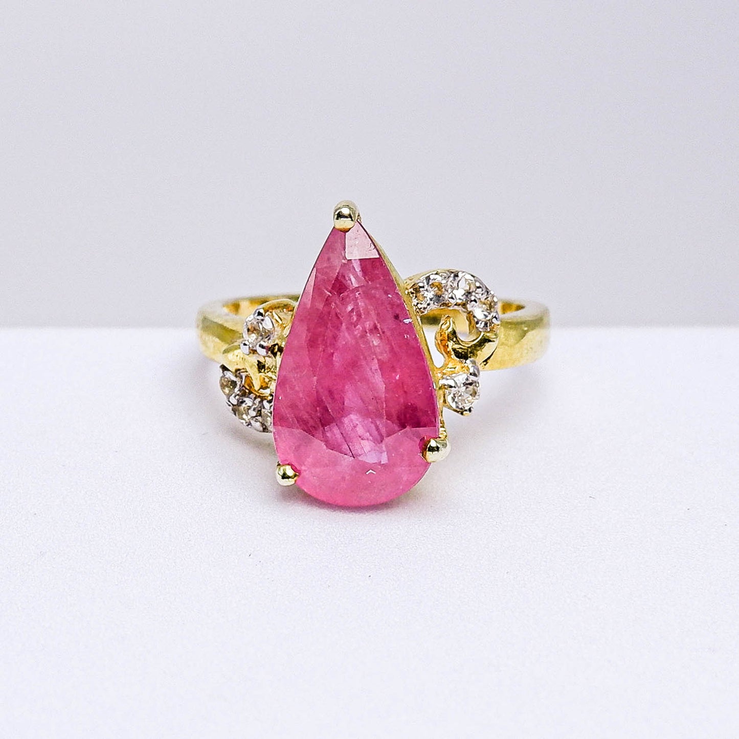 แหวนเงินแท้ 925 ฝังพลอย ทับทิมแทนซาเนีย (Tanzania Ruby) + เซอร์คอน (Zircon)