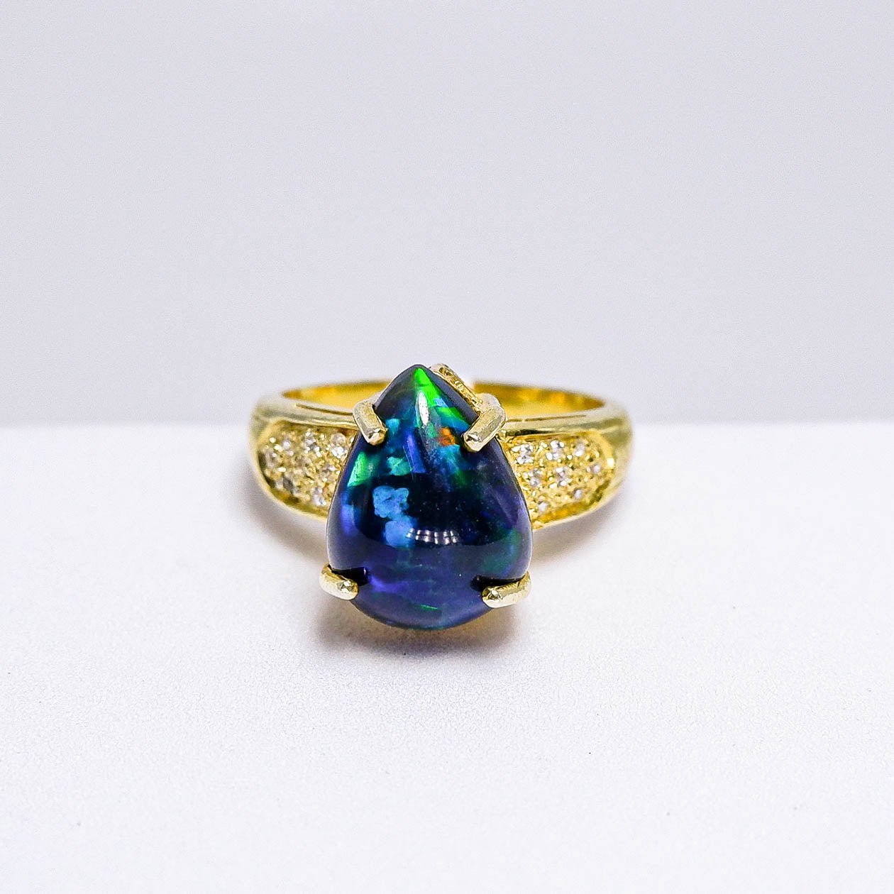 แหวนเงินแท้ 925 ฝังพลอย โอปอล (Opal) + เซอร์คอน (Zircon) - Thaigems