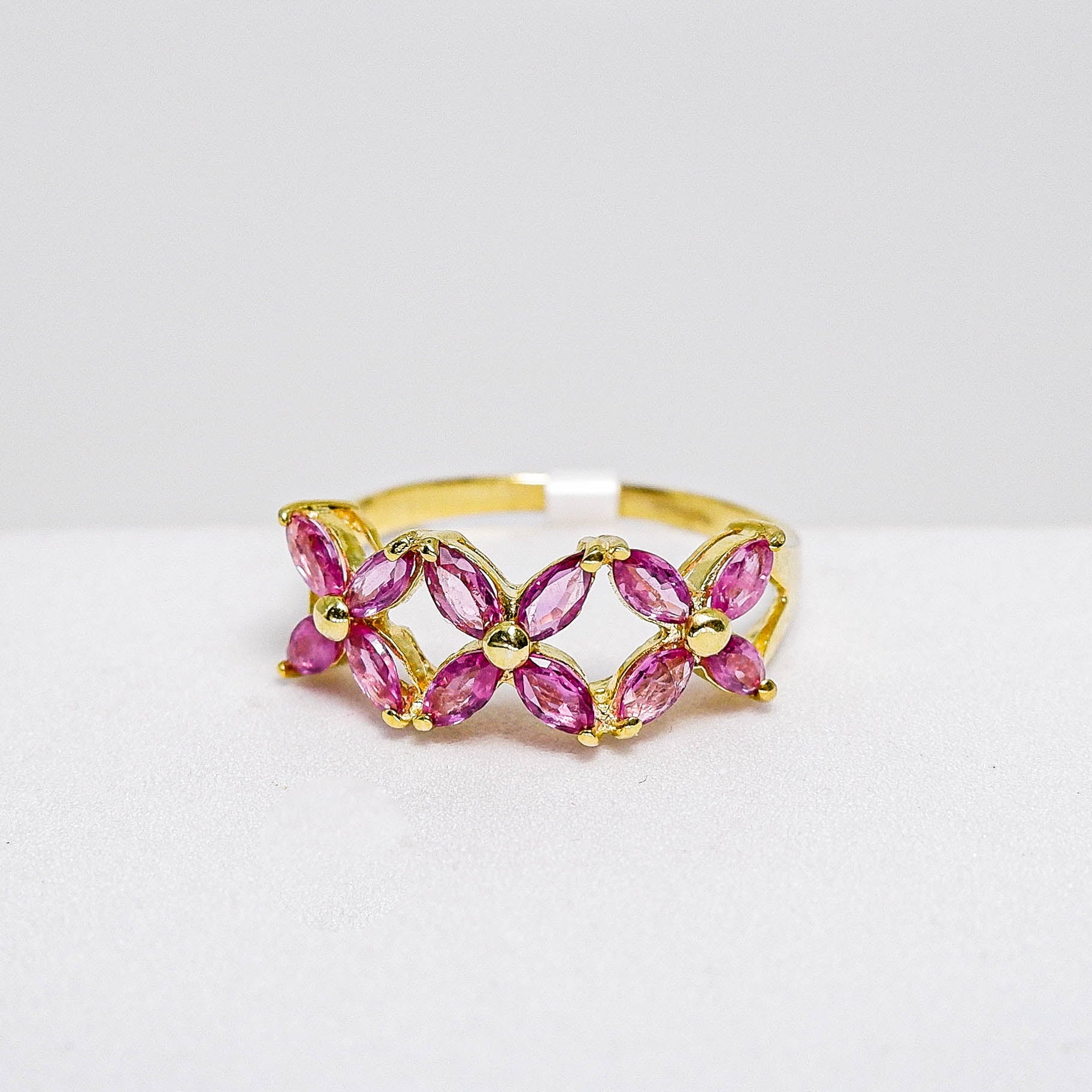 แหวนเงินแท้ 925 ฝังพลอย ทับทิมไทย (Ruby) - Thaigems