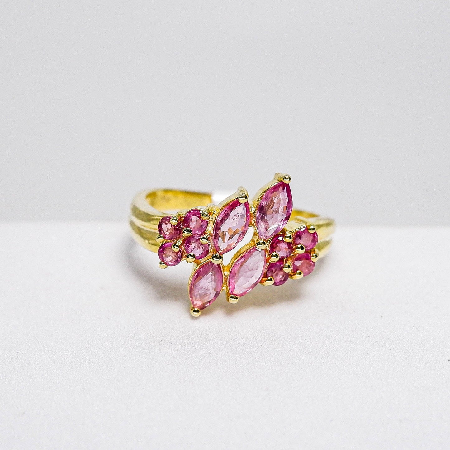 แหวนเงินแท้ 925 ฝังพลอย ทับทิมไทย (Ruby) - Thaigems