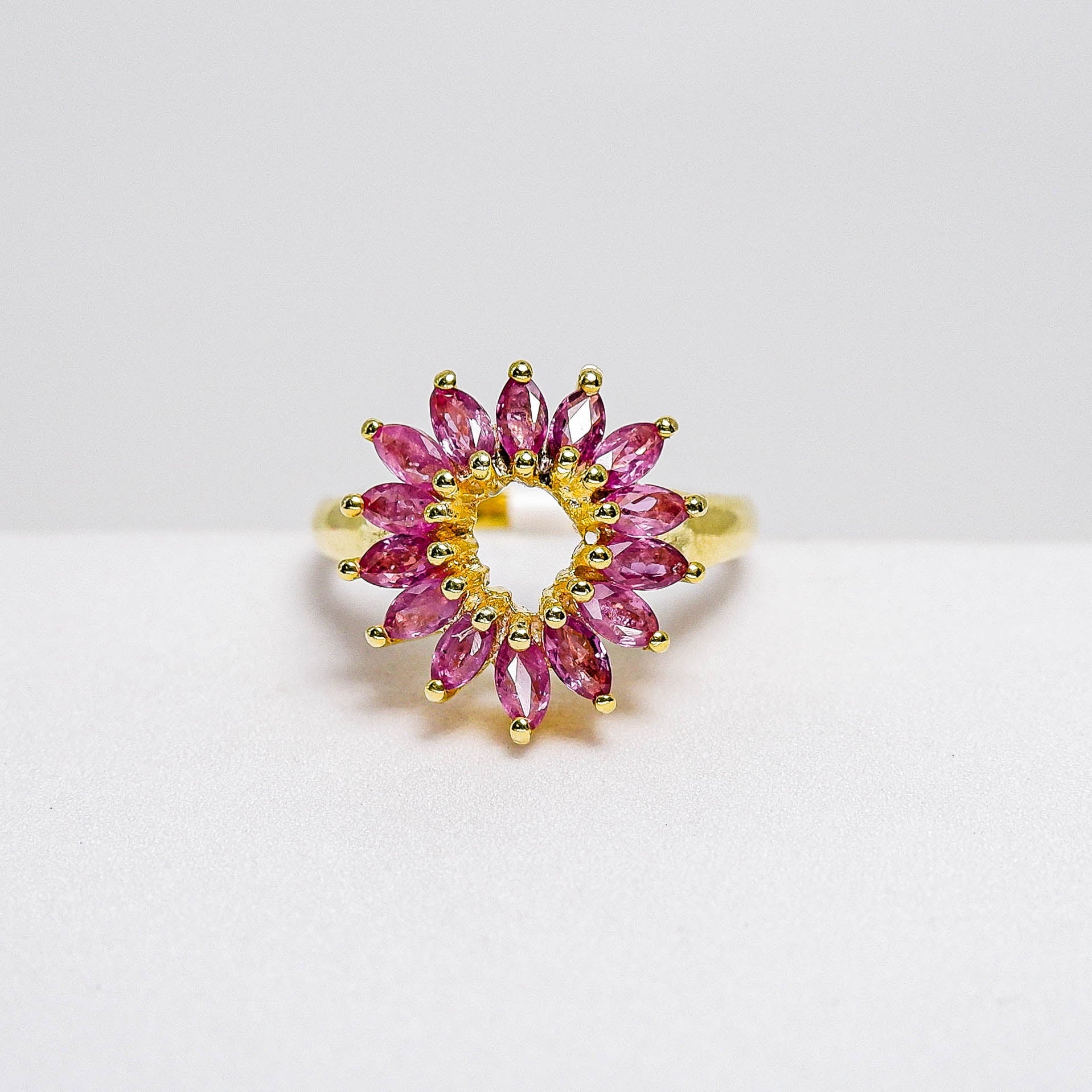 แหวนเงินแท้ 925 ฝังพลอย ทับทิมไทย (Ruby) - Thaigems
