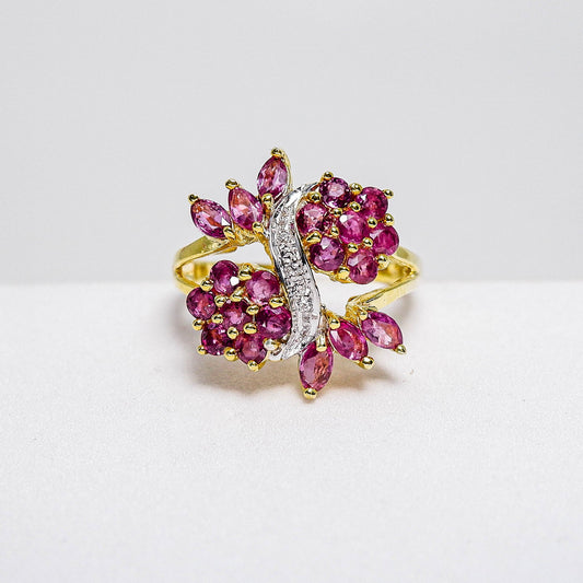 แหวนเงินแท้ 925 ฝังพลอย ทับทิมไทย (Ruby) + เซอร์คอน (Zircon) - Thaigems