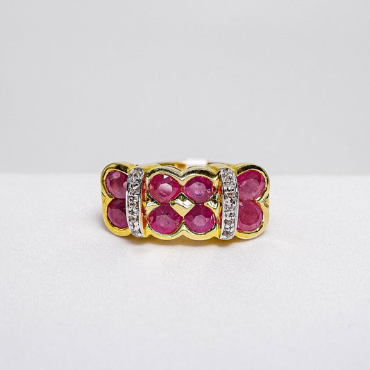 แหวนเงินแท้ 925 ฝังพลอย ทับทิมมาดา (Ruby) + เซอร์คอน (Zircon) - Thaigems