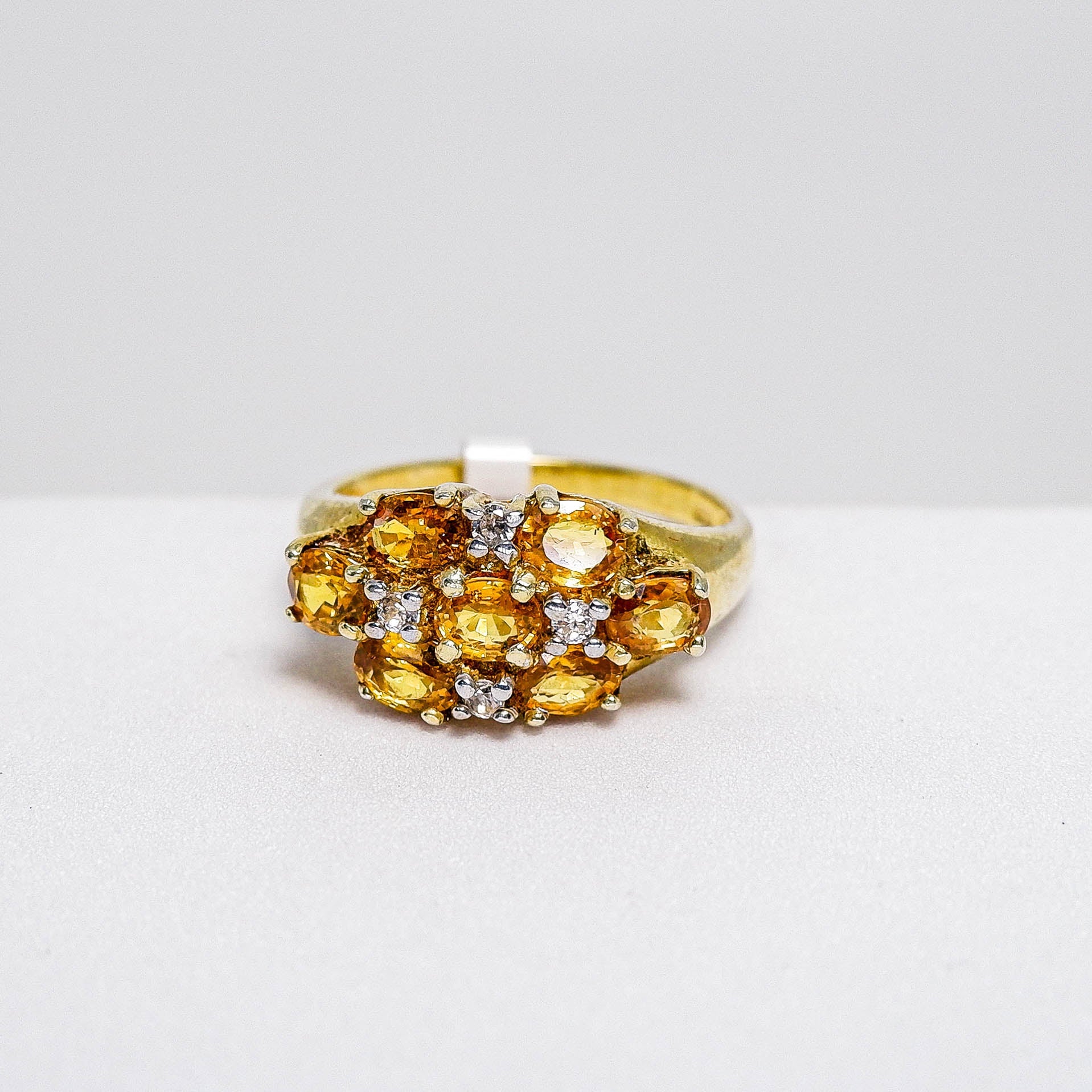 แหวนเงินแท้ 925 ฝังพลอย บุษราคัม (Yellow Sapphire) + เซอร์คอน (Zircon) - Thaigems