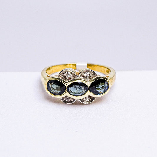แหวนเงินแท้ 925 ฝังพลอย เขียวส่อง (green Sapphire) + เซอร์คอน (Zircon)