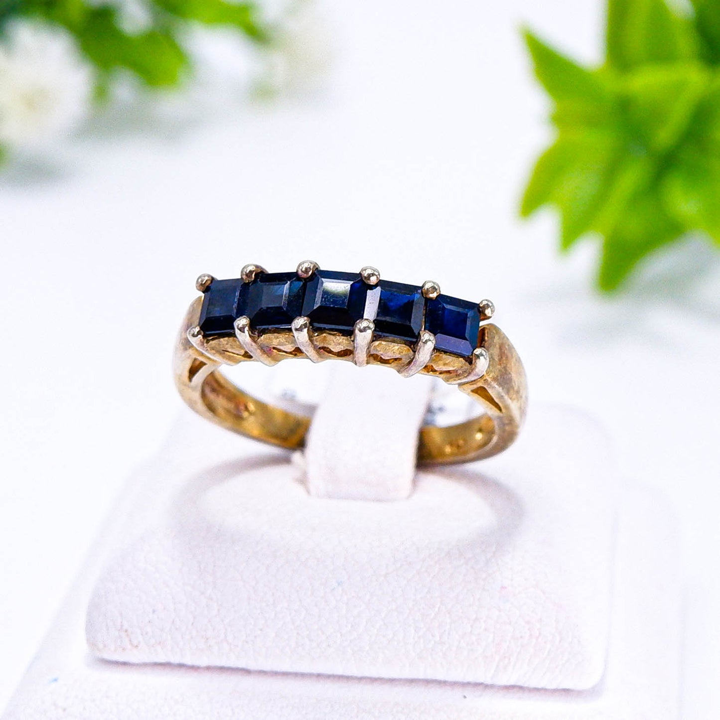 แหวนเงินแท้ 925 ฝังพลอย ไพลิน (Blue Sapphire)