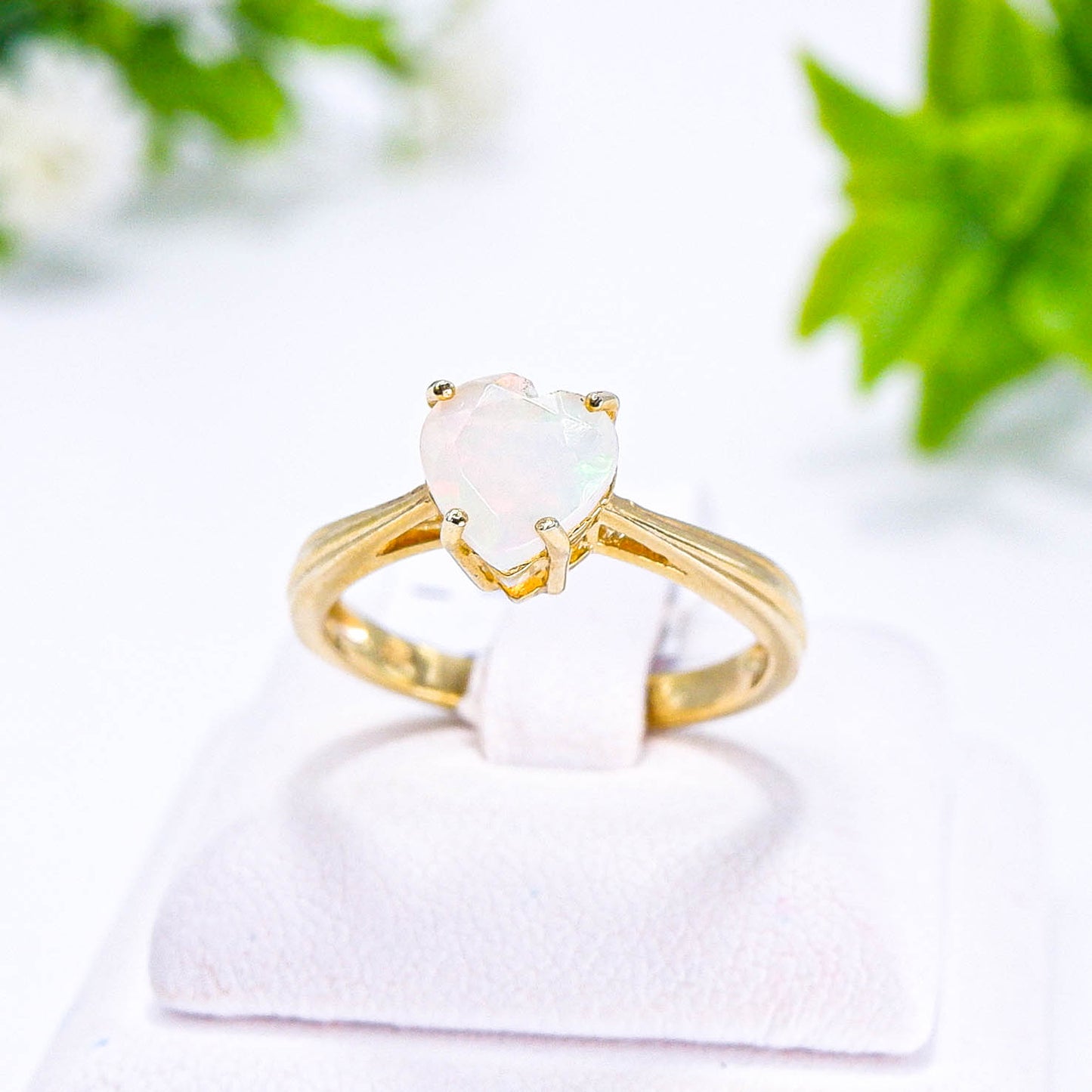 แหวนเงินแท้ 925 ฝังพลอย โอปอล (Opal)