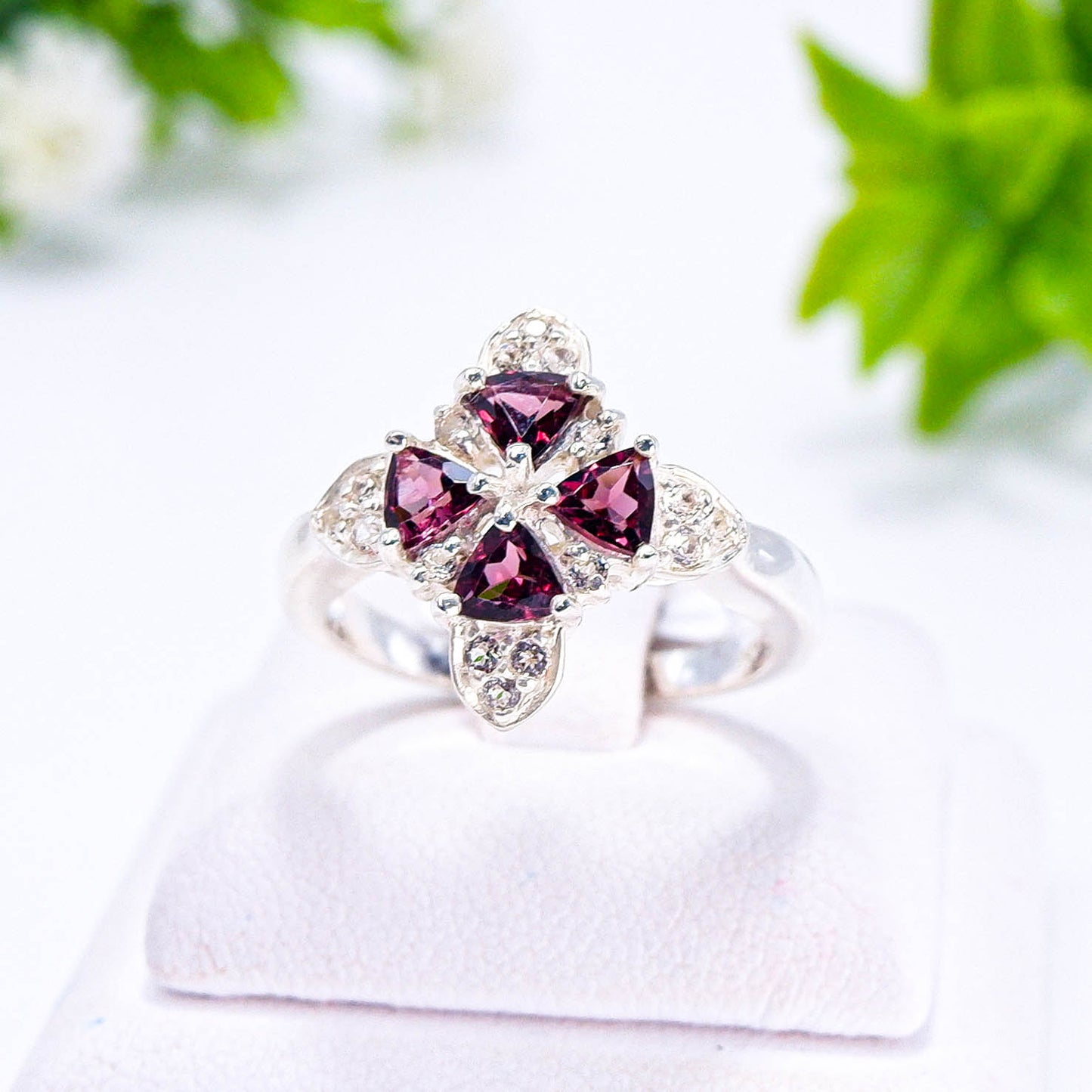 แหวนเงินแท้ 925 ฝังพลอย ทัวมาลีน (Tourmaline) + ไวท์โทพาส (whitetopaz)