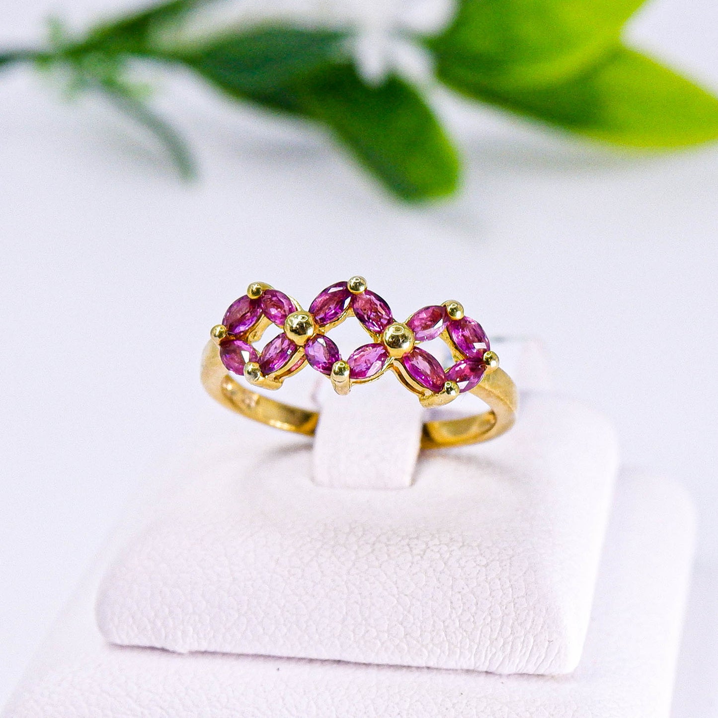 แหวนเงินแท้ 925 ฝังพลอย ทับทิมไทย (Siam Ruby)