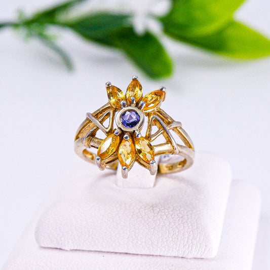 แหวนเงินแท้ 925 ฝังพลอย แฟนซีแซฟไฟร์ (Fancy Sapphire)