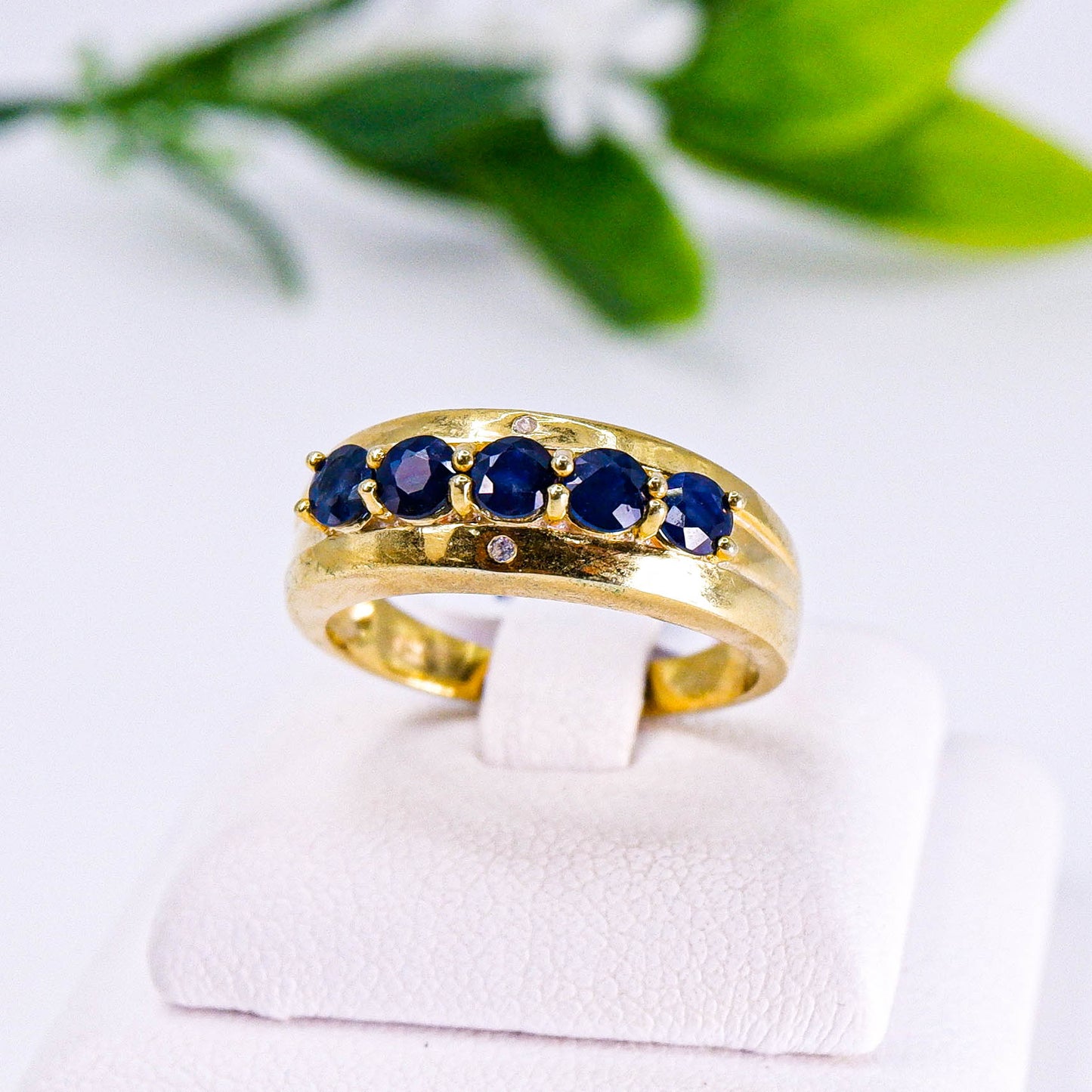 แหวนเงินแท้ 925 ฝังพลอย ไพลิน (Blue Sapphire) + เซอร์คอน (Zircon)