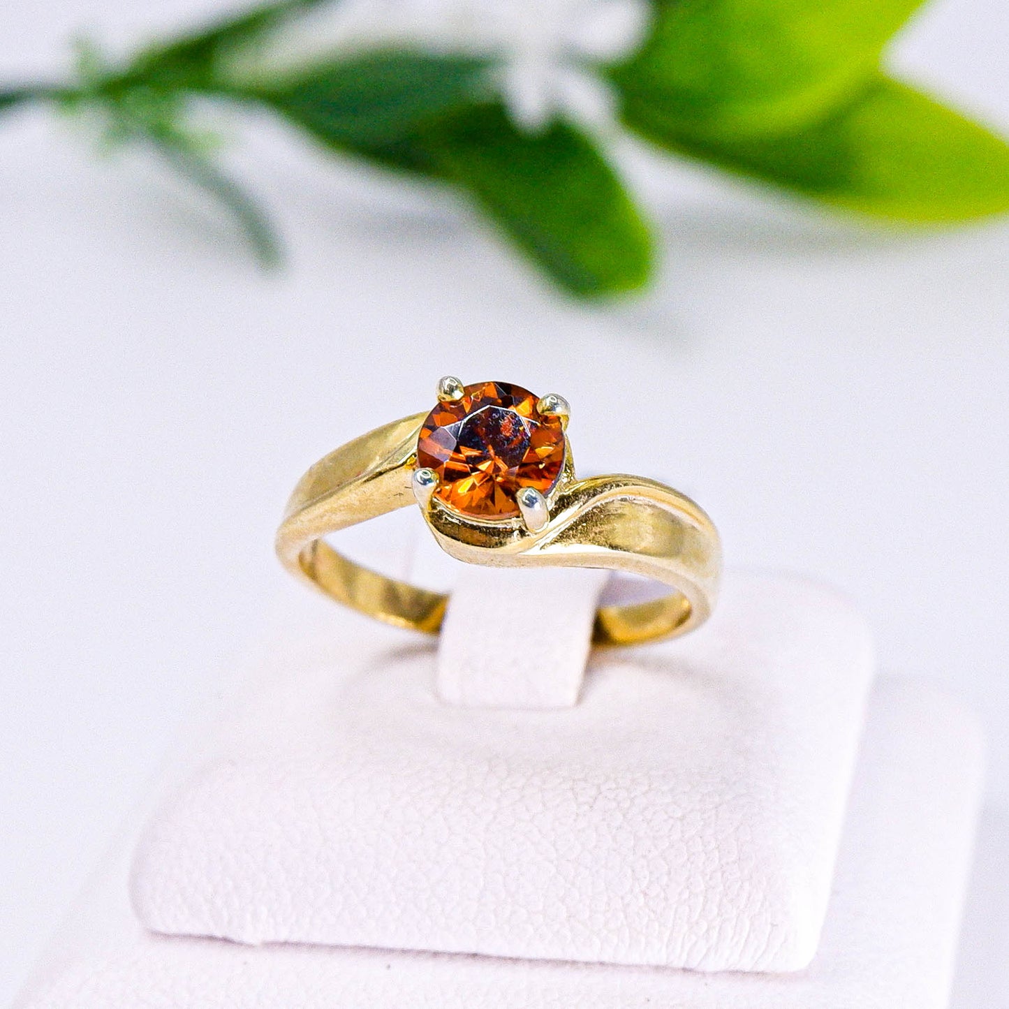 แหวนเงินแท้ 925 ฝังพลอย เพทายดิบ (Natural Zircon Unheated)