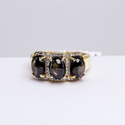 แหวนเงินแท้ 925 ฝังพลอย สตาร์บางกะจะ (Black Star Sapphire) + เซอร์คอน (Zircon)