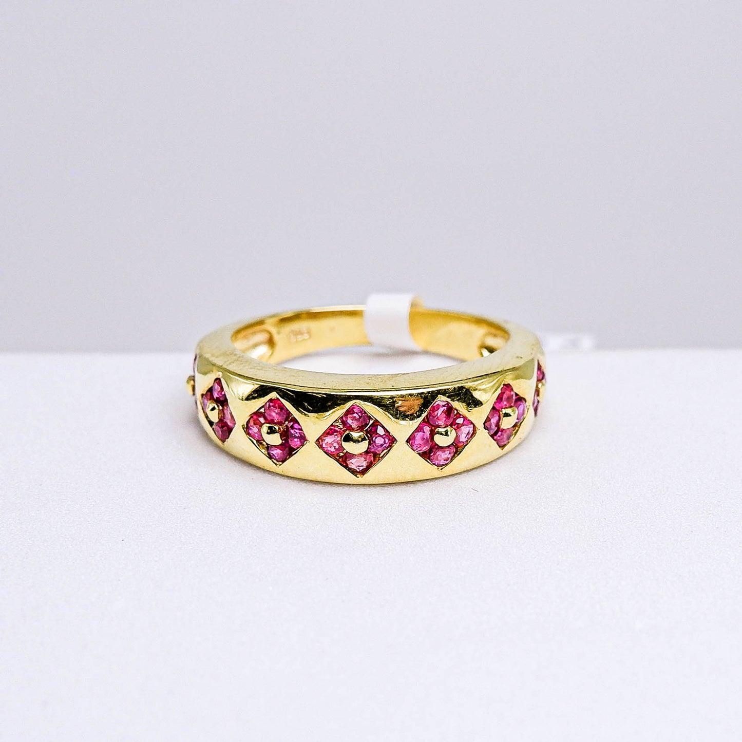 แหวนเงินแท้ 925 ฝังพลอย ทับทิมไทย (Siam Ruby)
