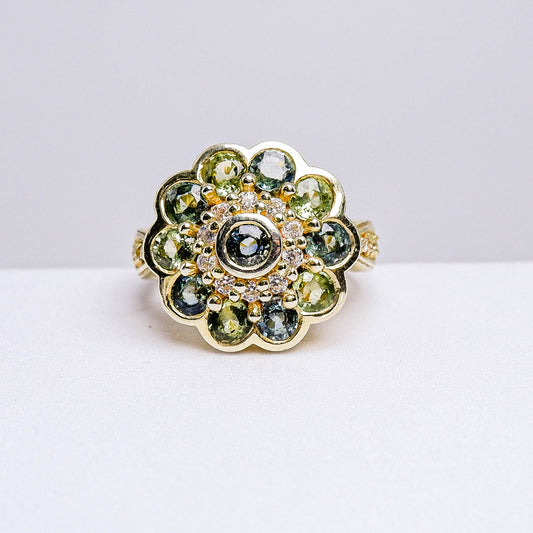 แหวนเงินแท้ 925 ฝังพลอย เขียวส่องบางกะจะ (green Sapphire) + เซอร์คอน (Zircon)