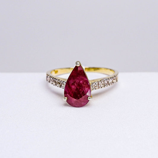 แหวนเงินแท้ 925 ฝังพลอย ทับทิม (Ruby) + ไวท์แซฟไฟร์ (whitetopaz)