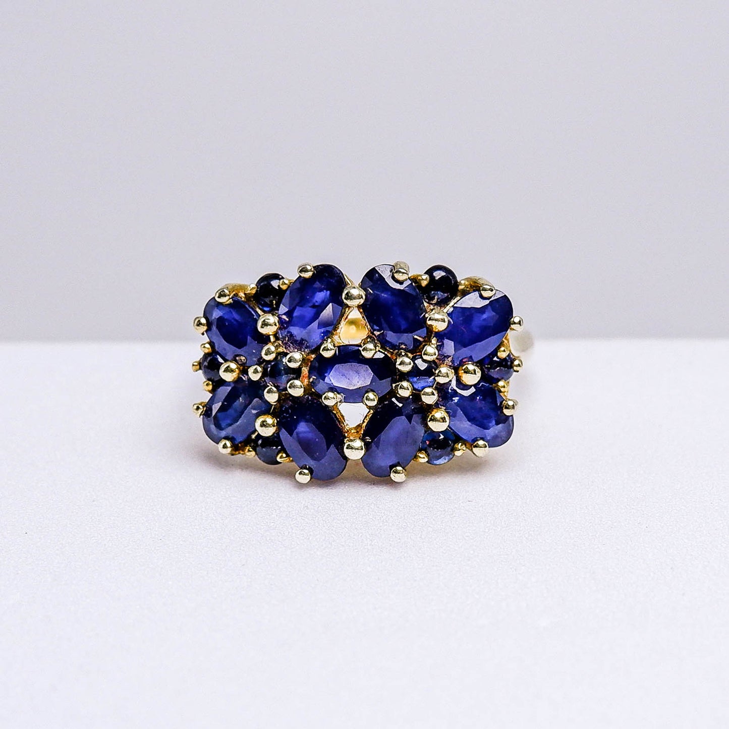 แหวนเงินแท้ 925 ฝังพลอย ไพลิน (Blue Sapphire)