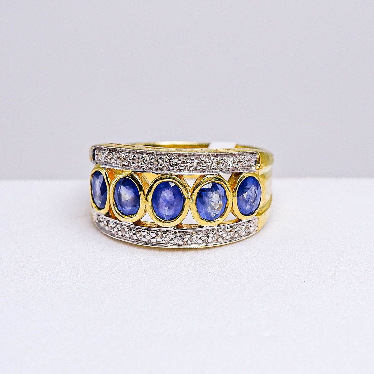 แหวนเงินแท้ 925 ฝังพลอย ไพลิน (Blue Sapphire) + เซอร์คอน (Zircon)