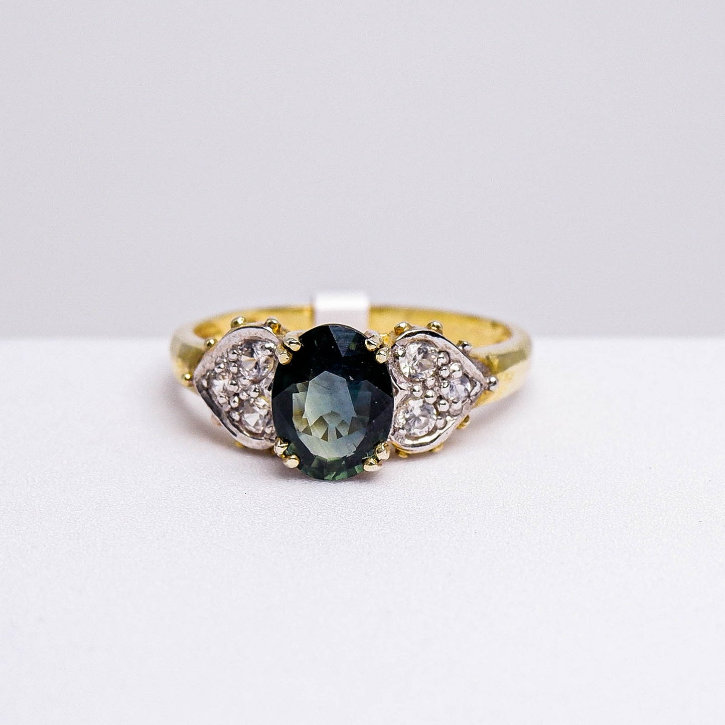 แหวนเงินแท้ 925 ฝังพลอย เขียวส่อง (green Sapphire) + เซอร์คอน (Zircon)