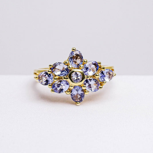 แหวนเงินแท้ 925 ฝังพลอย แทนซาไนท์ (Tanzanite)