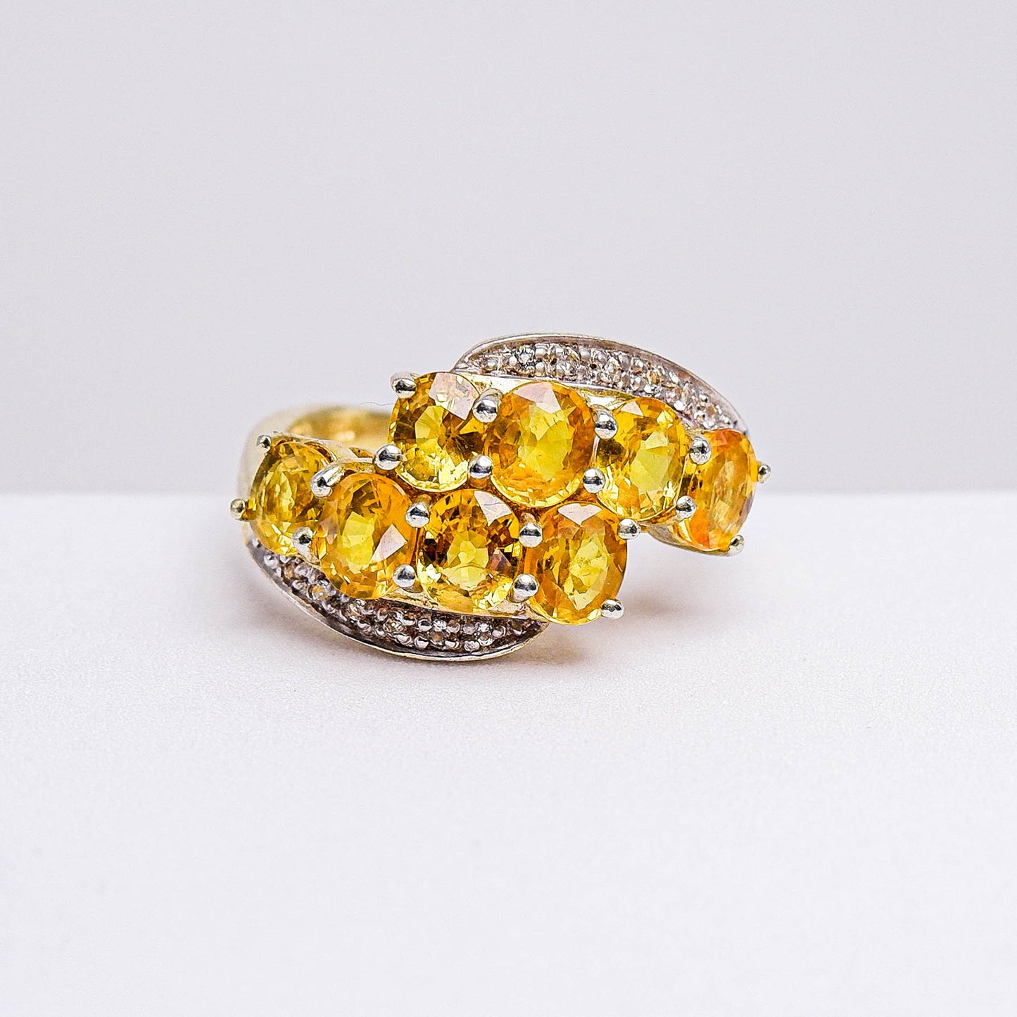 แหวนเงินแท้ 925 ฝังพลอย บุษราคัมบางกะจะ (Yellow Sapphire) + ไวท์โทพาส (whitetopaz)