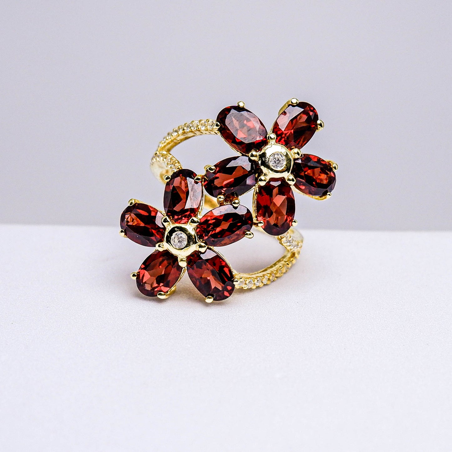 แหวนเงินแท้ 925 ฝังพลอย โกเมน (Garnet) + เซอร์คอน (Zircon)