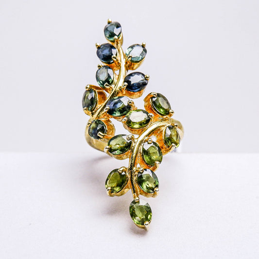 แหวนเงินแท้ 925 ฝังพลอย เขียวส่องบางกะจะ (green Sapphire)
