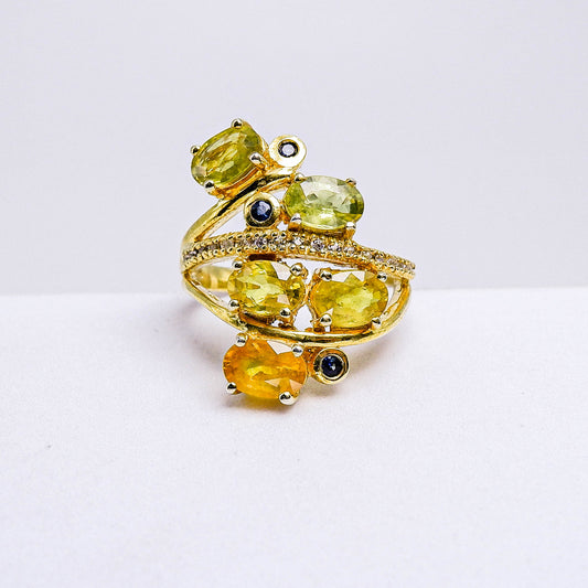 แหวนเงินแท้ 925 ฝังพลอย บุษราคัม(Yellow Sapphire)+ไพลิน(Blue Sapphire)+ไวท์โทพาส(whitetopaz)