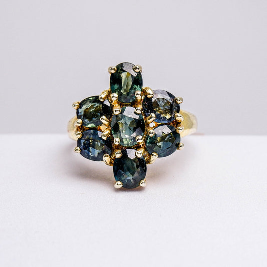 แหวนเงินแท้ 925 ฝังพลอย เขียวส่องบางกะจะ (green Sapphire)