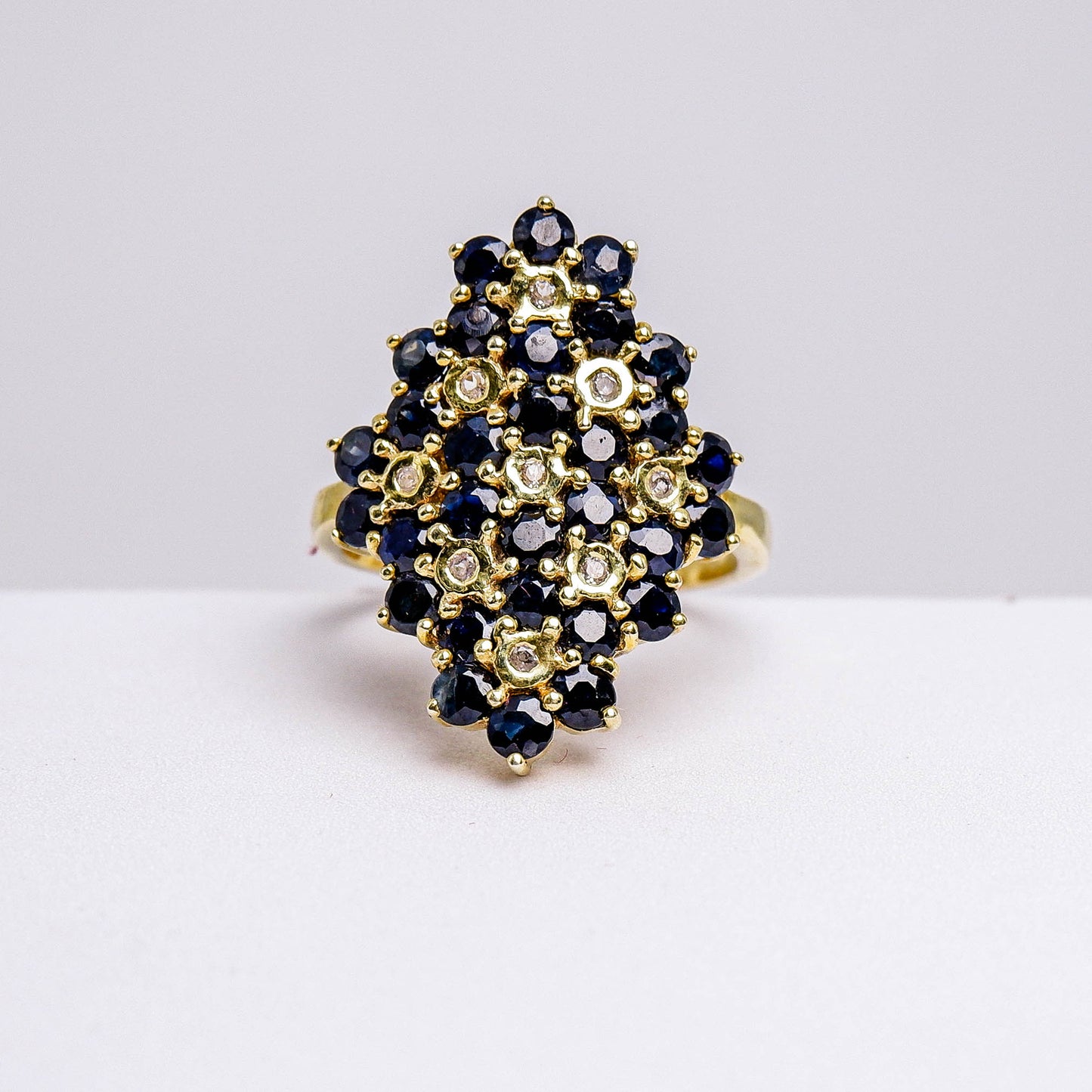 แหวนเงินแท้ 925 ฝังพลอย ไพลิน (Blue Sapphire) + ไวท์โทพาส (whitetopaz)
