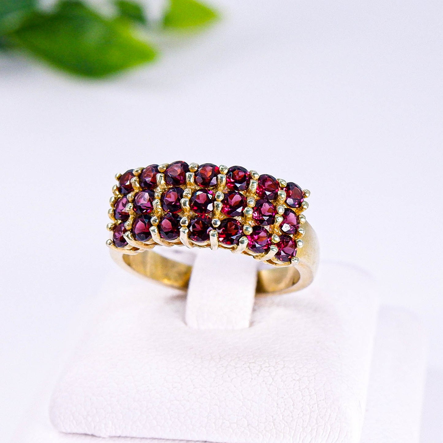 แหวนเงินแท้ 925 ฝังพลอย โรโดไลท์ (Rhodolite)