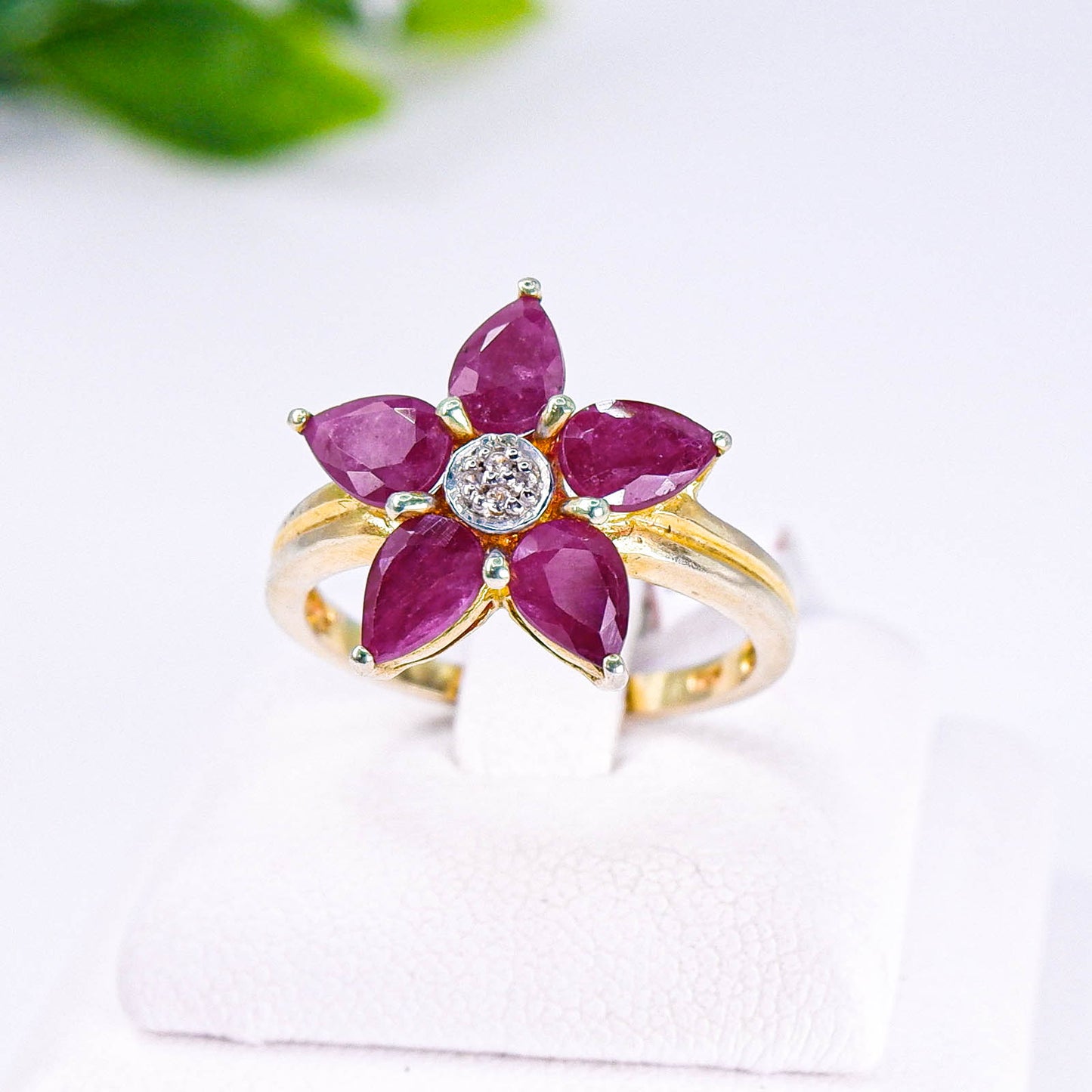 แหวนเงินแท้ 925 ฝังพลอย ทับทิม (Ruby) + เซอร์คอน (Zircon)