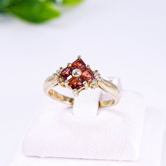 แหวนเงินแท้ 925 ฝังพลอย โกเมน (Garnet) + โทพาส (Topaz)