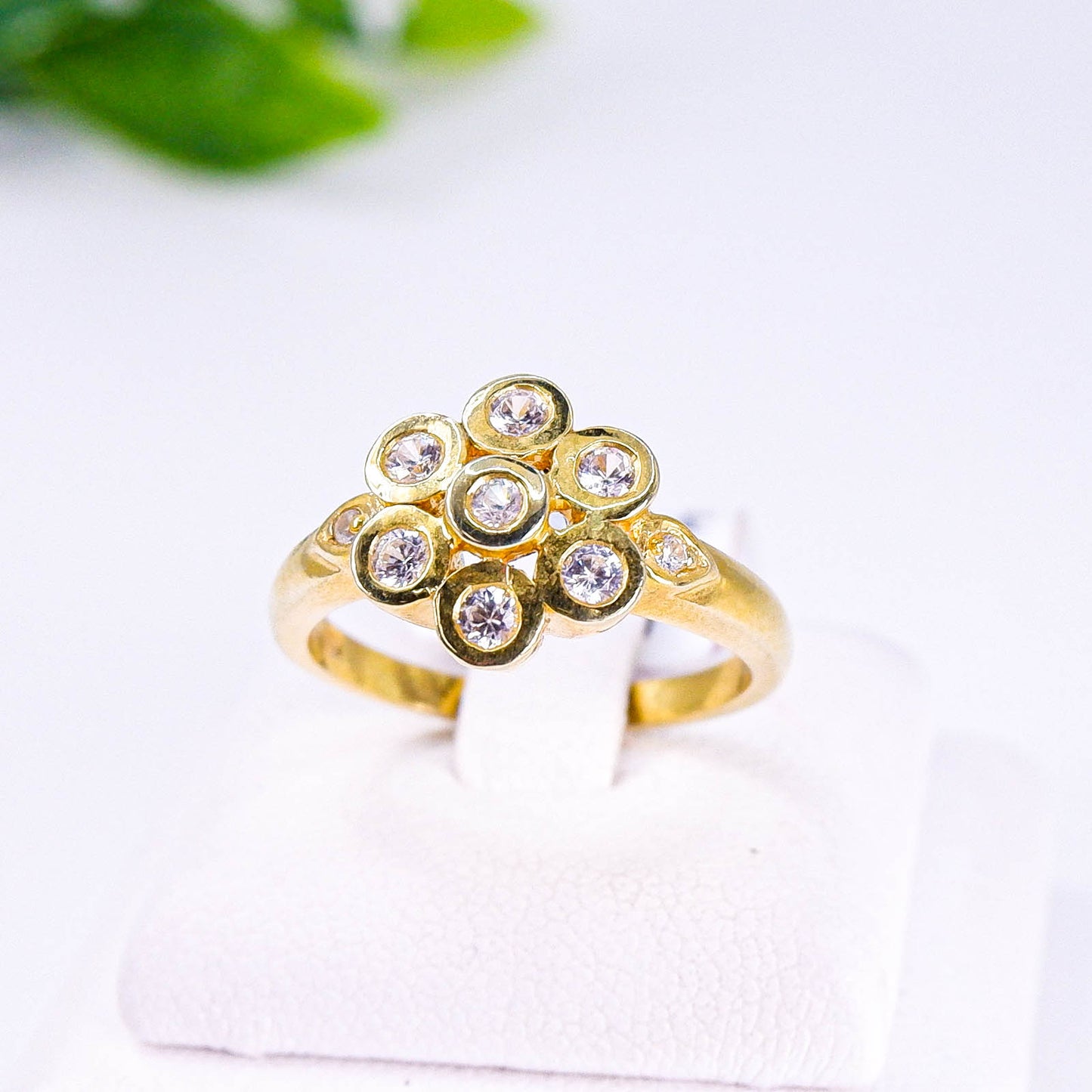 แหวนเงินแท้ 925 ฝังพลอย เซอร์คอน (Zircon)