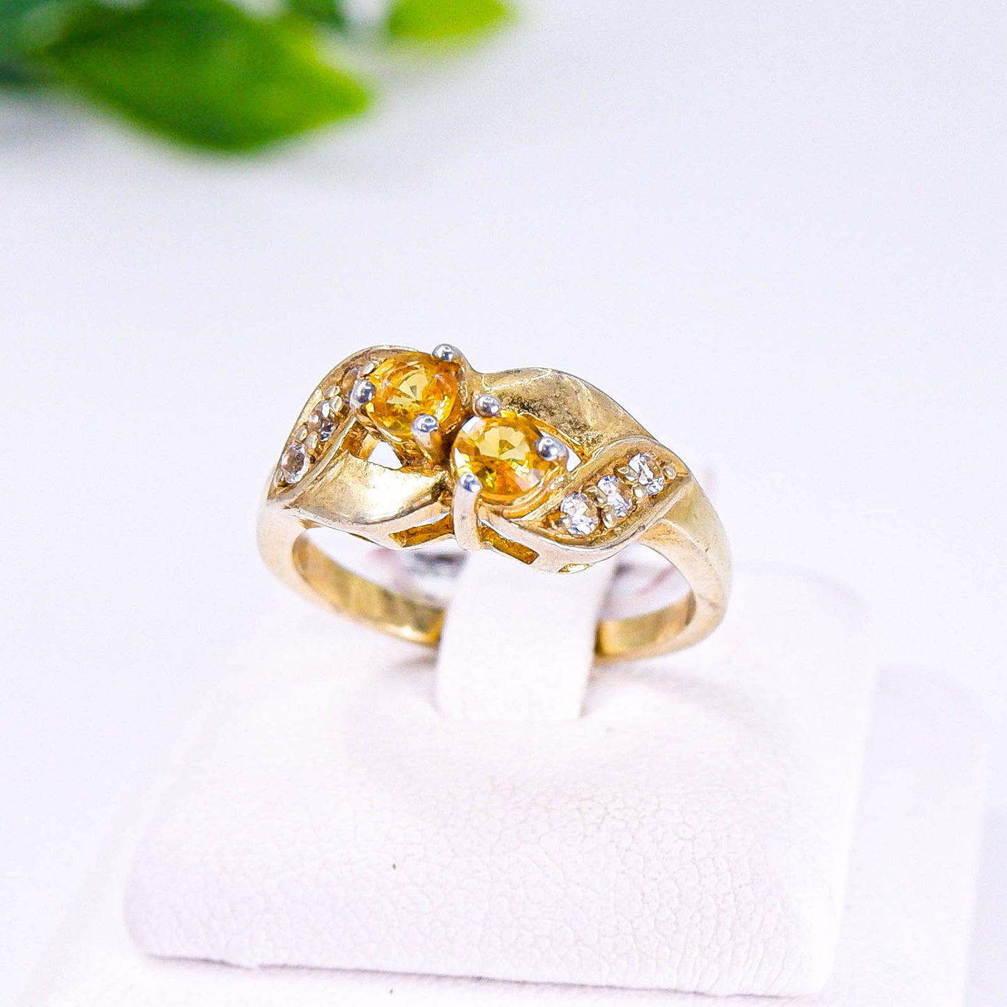 แหวนเงินแท้ 925 ฝังพลอย บุษราคัม (Yellow Sapphire) + โทพาส (Topaz)