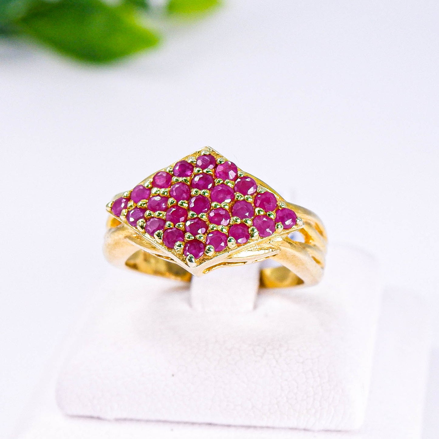 แหวนเงินแท้ 925 ฝังพลอย ทับทิมไทย (Siam Ruby)