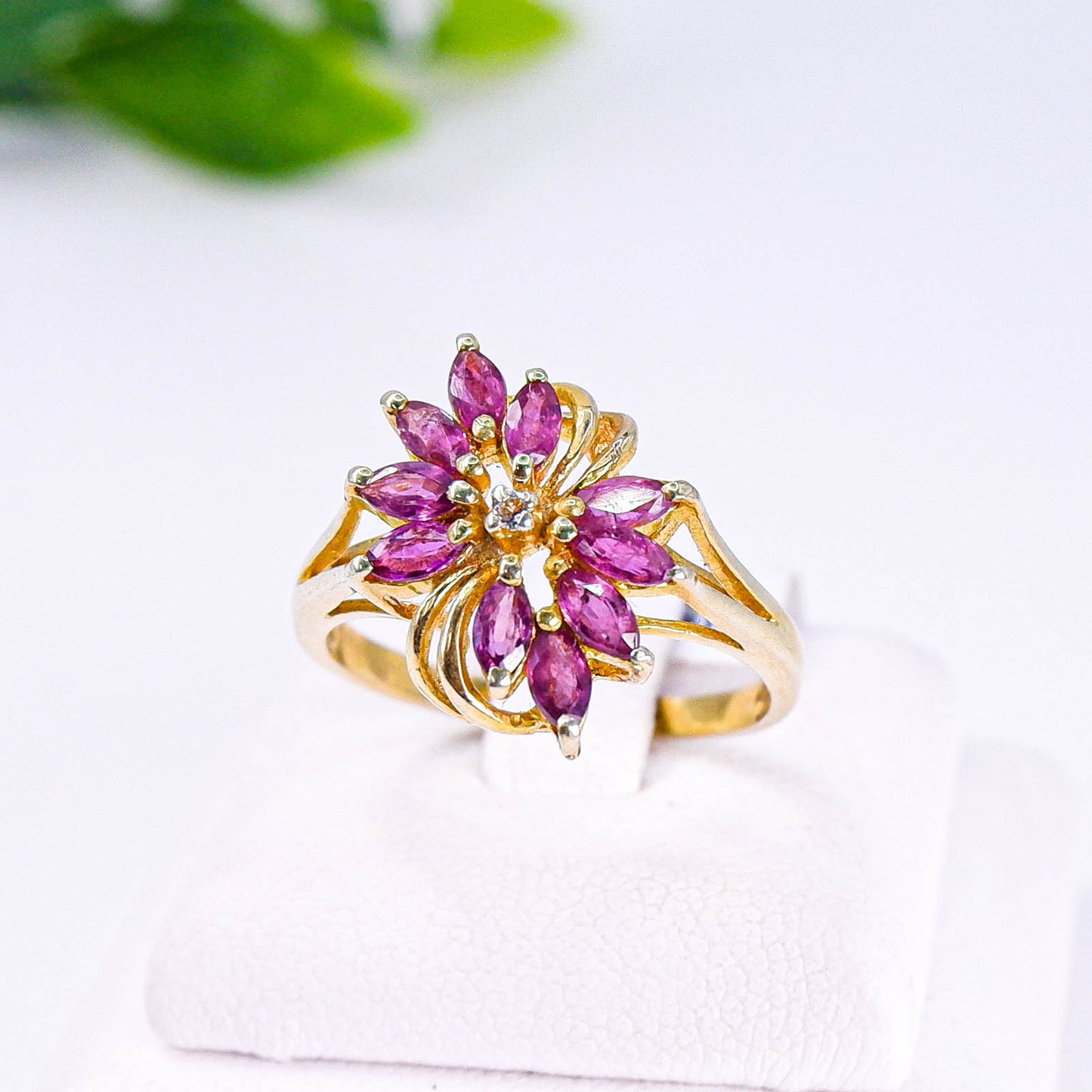 แหวนเงินแท้ 925 ฝังพลอย ทับทิมไทย (Siam Ruby) + ไวท์โทพาส (whitetopaz)