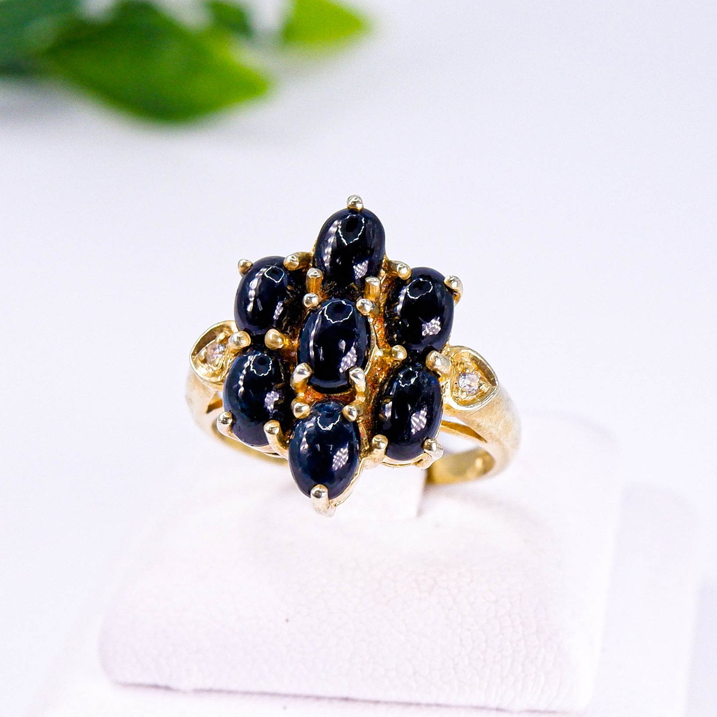 แหวนเงินแท้ 925 ฝังพลอย ไพลินหลังเบี้ย (Blue Sapphire) + ไวท์โทพาส (whitetopaz)