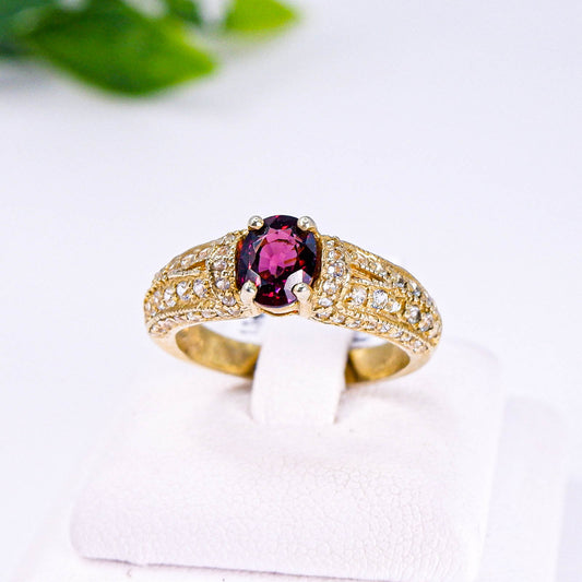 แหวนเงินแท้ 925 ฝังพลอย โรโดไลท์ (Rhodolite) + ไวท์โทพาส (whitetopaz)