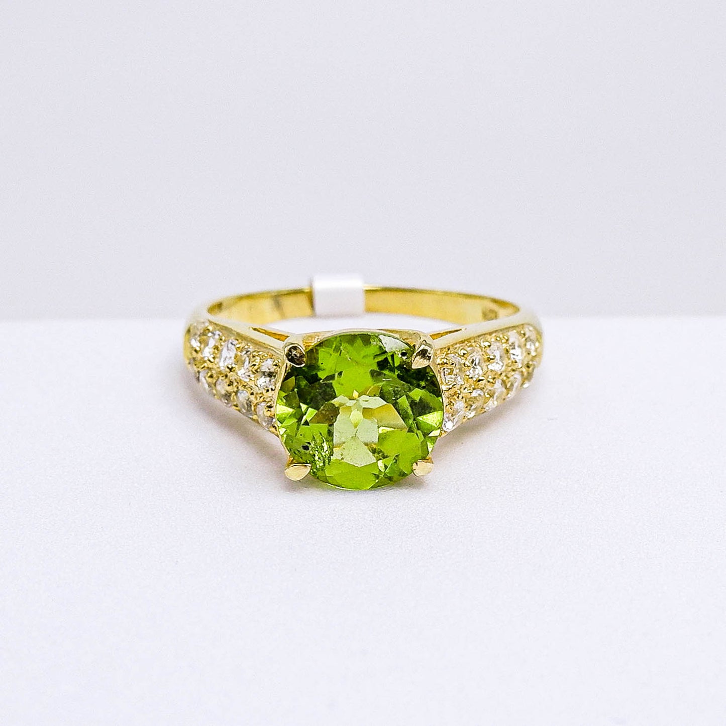 แหวนเงินแท้ 925 ฝังพลอย เพอริดอท (Peridot) + เซอร์คอน (Zircon)